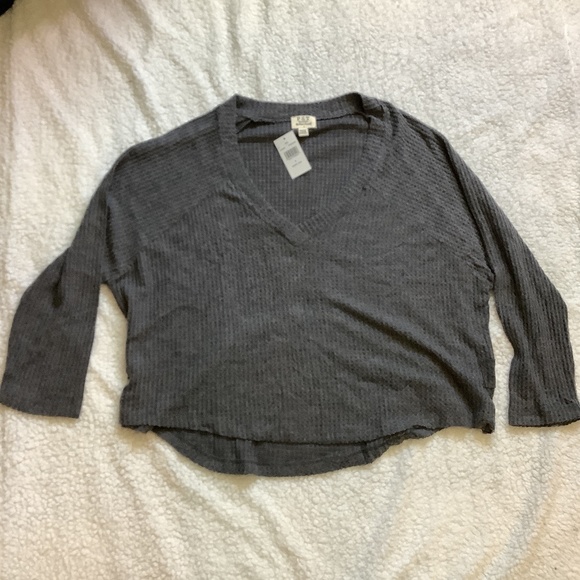 NWT Thermal Oversized top - Picture 2 of 4